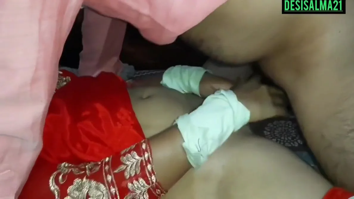 Salma Bhabhi Ne Apne Padosi Kai Shath Rangraliya Manai Hindi