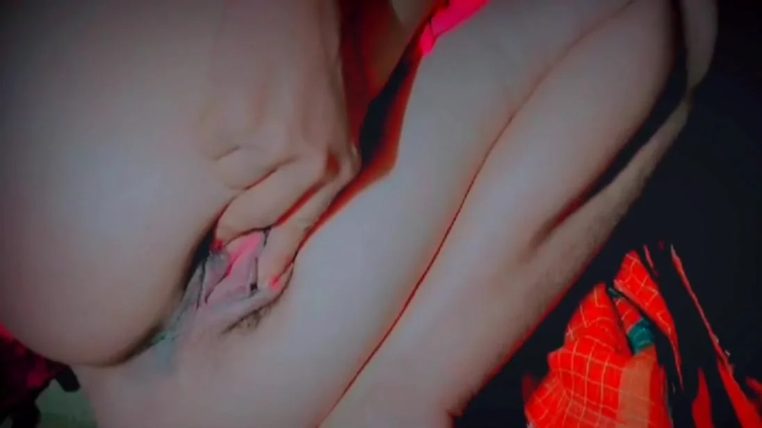 Hot Beautiful Sexy Desi Bhabhi Satisfying Herself By Masturbating Her Tearing Her Pussy By Inserting Finger Inside Her Pussy With Hot Pussy