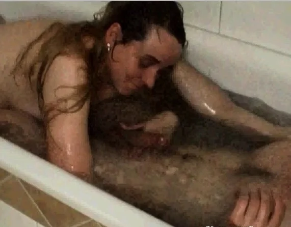 Geile Urlauberin aus Karlsruhe blaest mir einen unter Wasser