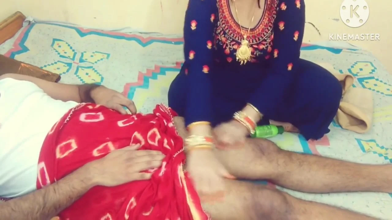 Tharki Sasur Ne Jawaan Bahu Ko Nanga Kar Kar Choda