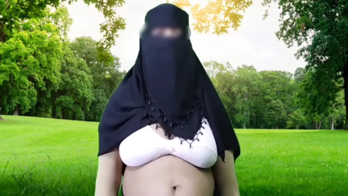 Indian Housewife Has With The Young