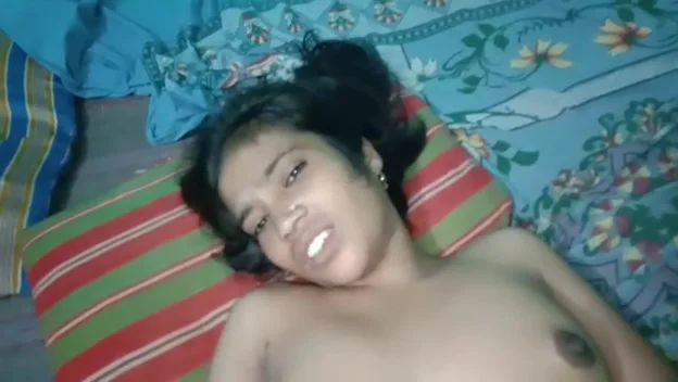 Sexy Shaved Pussy Fucking Mms Sex Video