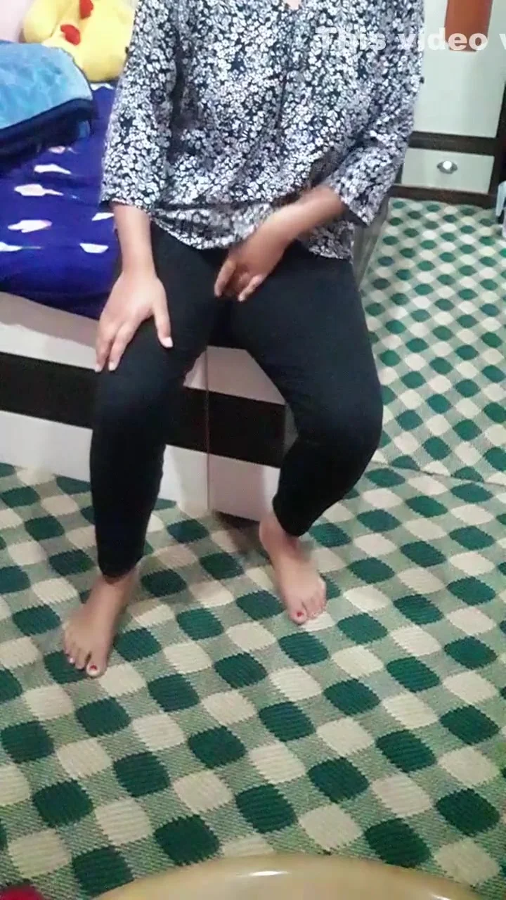 Asian Girl Masturbating