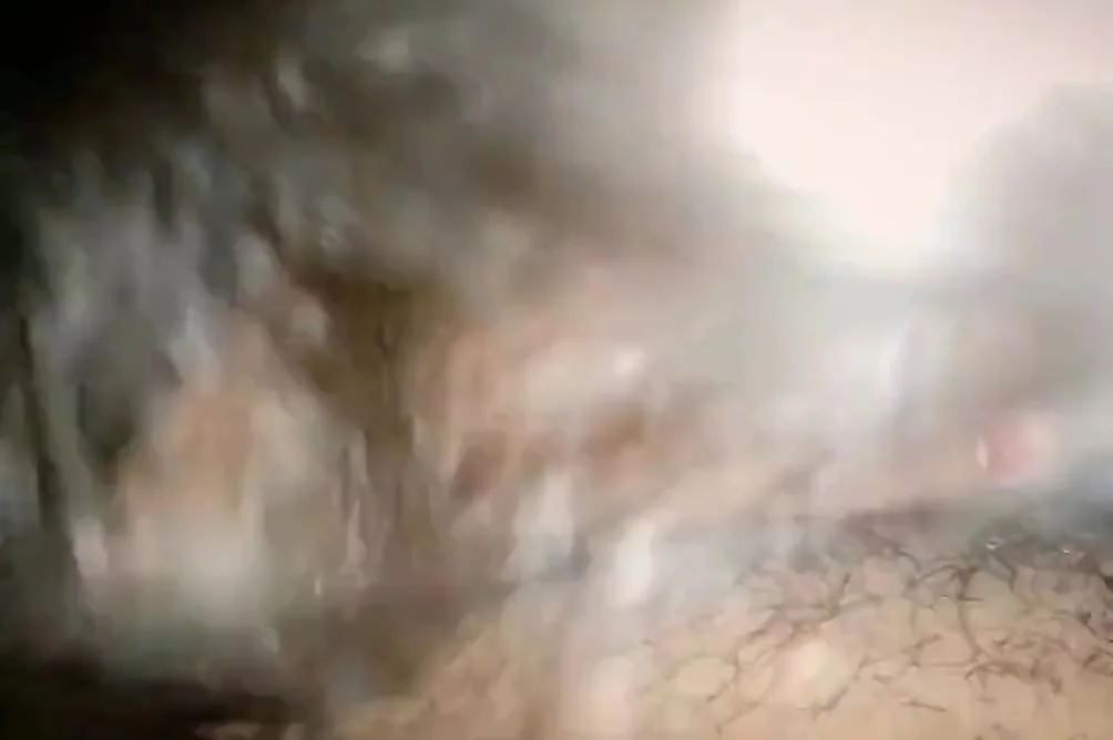 Stepsister Cam In Mouth And Drink Water