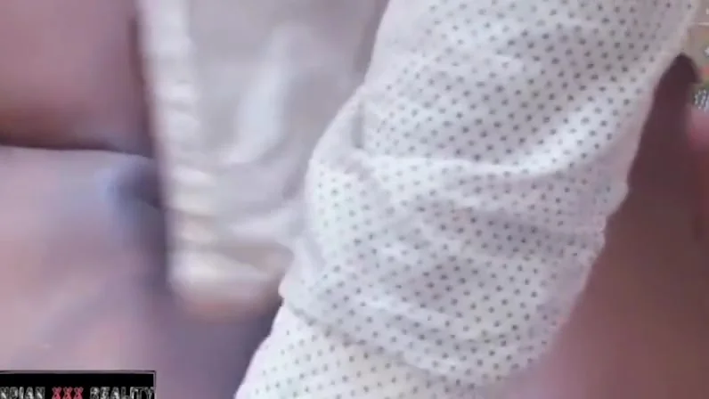 Desi Bhabhi In Jija Ne Wife Ke Jane Ke Bad Apni Hot Sali Ko Khub Choda Room