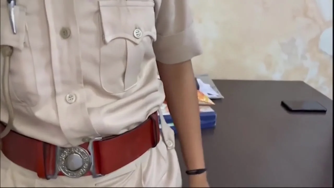 Police Woman Fuck In Police Station With Senior Officer