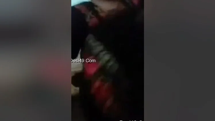 Sexy Paki Wife Showing Boobs And Pussy