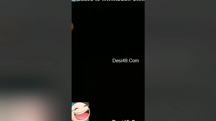 Today Exclusive- Desi Girl Showing Her Boobs On Video Call