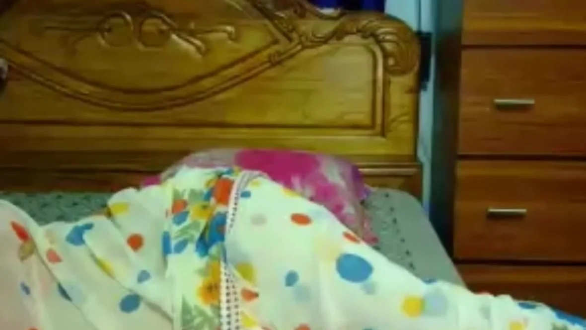 Indian Girl Showing Her Boobs