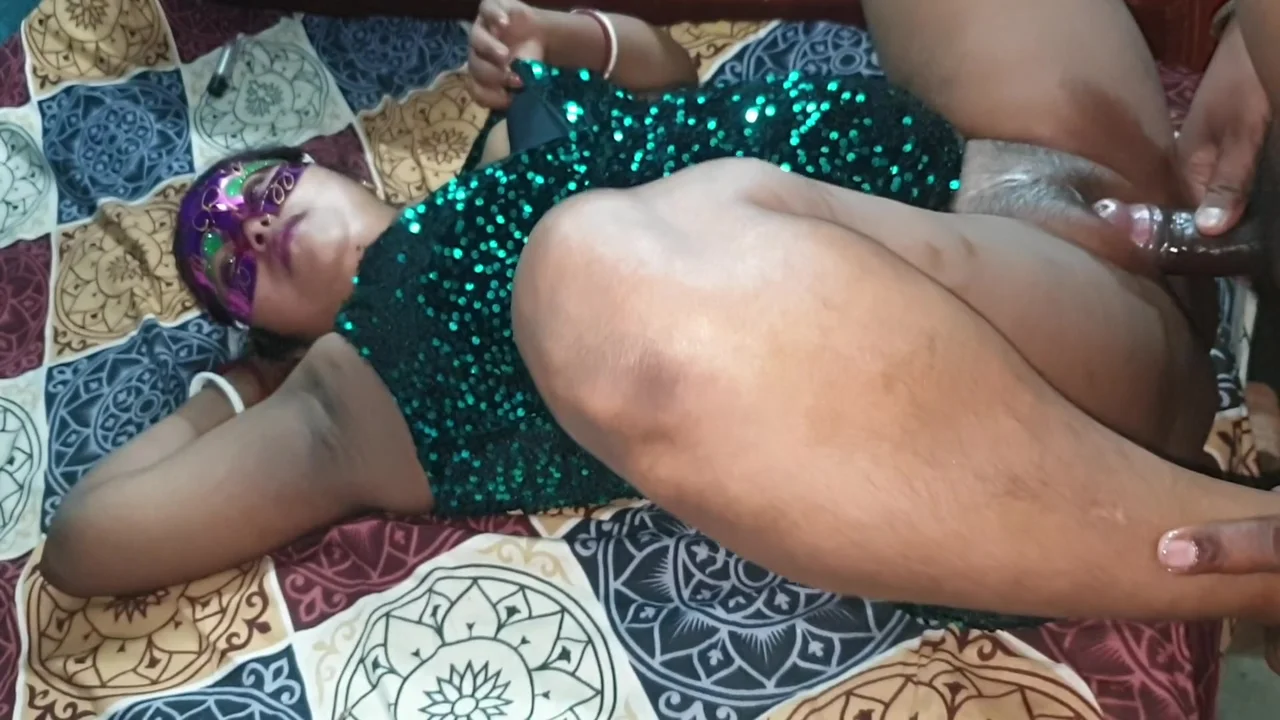 Kuti Bhabhi Hot