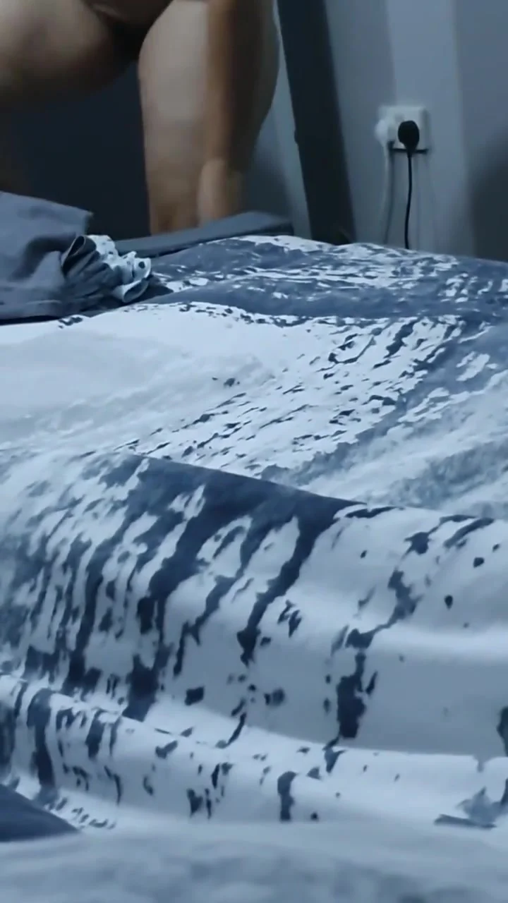 Stepmom Seduces Stepson Dick In Her Bedroom