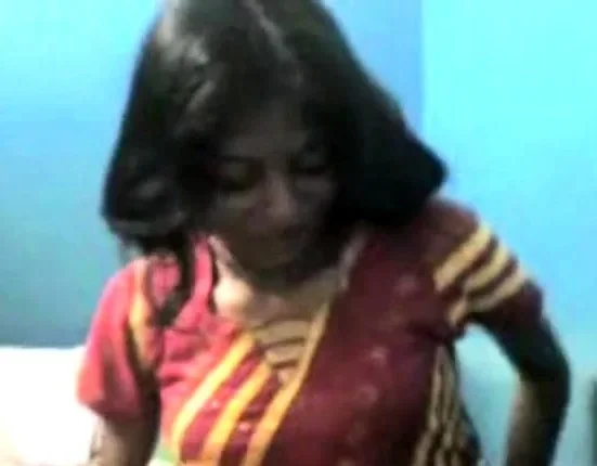 sexy northindian kissing and fucking his friend..