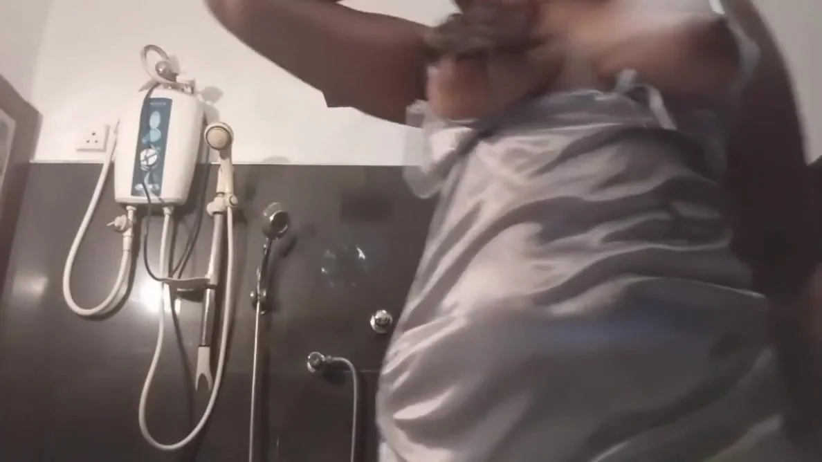 Actress Anne Musterbation And Squich The Big Natural Boobs