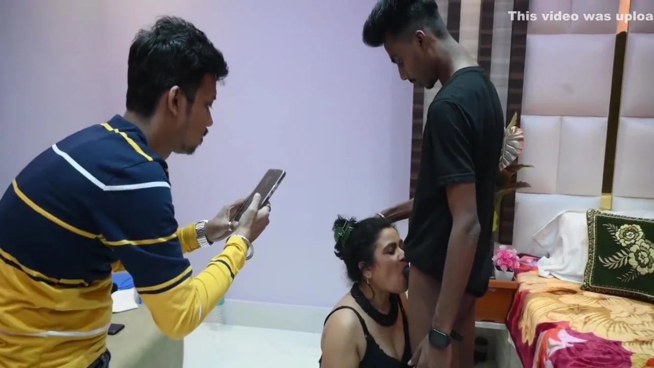 Driector Teach How To Fuck A Girl Hardly