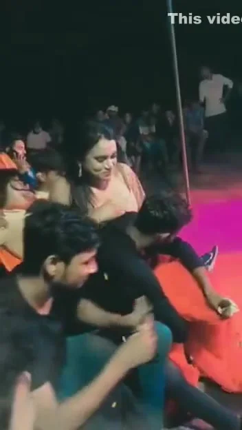 Sexy Bihari Public Dance Show