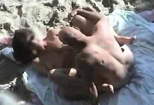 Public voyeur outdoors sex cumshot on the beach