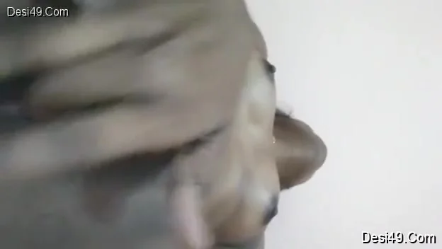 Today Exclusive- Cute Look Tamil Girl Record Fingering Selfie For Lover