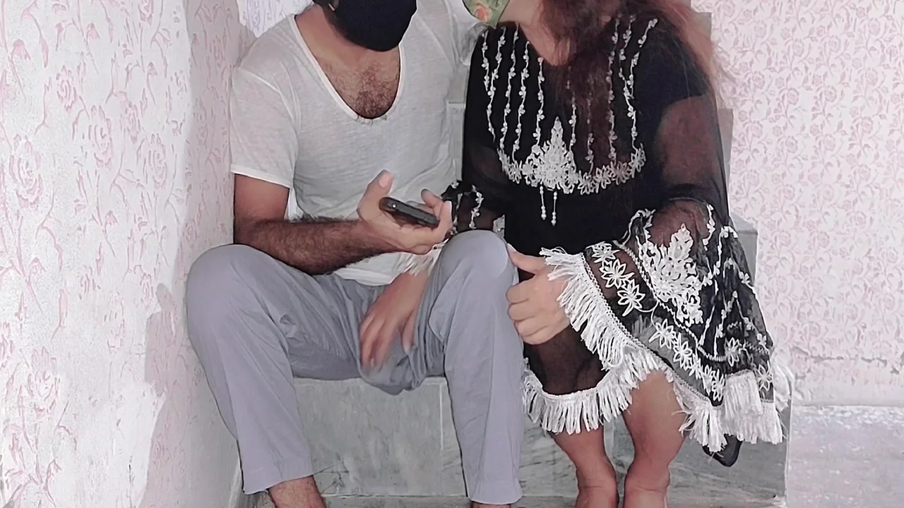 Uff Ye Larki Marvaye Gi Kisi Din Saali Chat Sy Ghar Mai Gus Gai Hindi Audio Indian Desi Girl