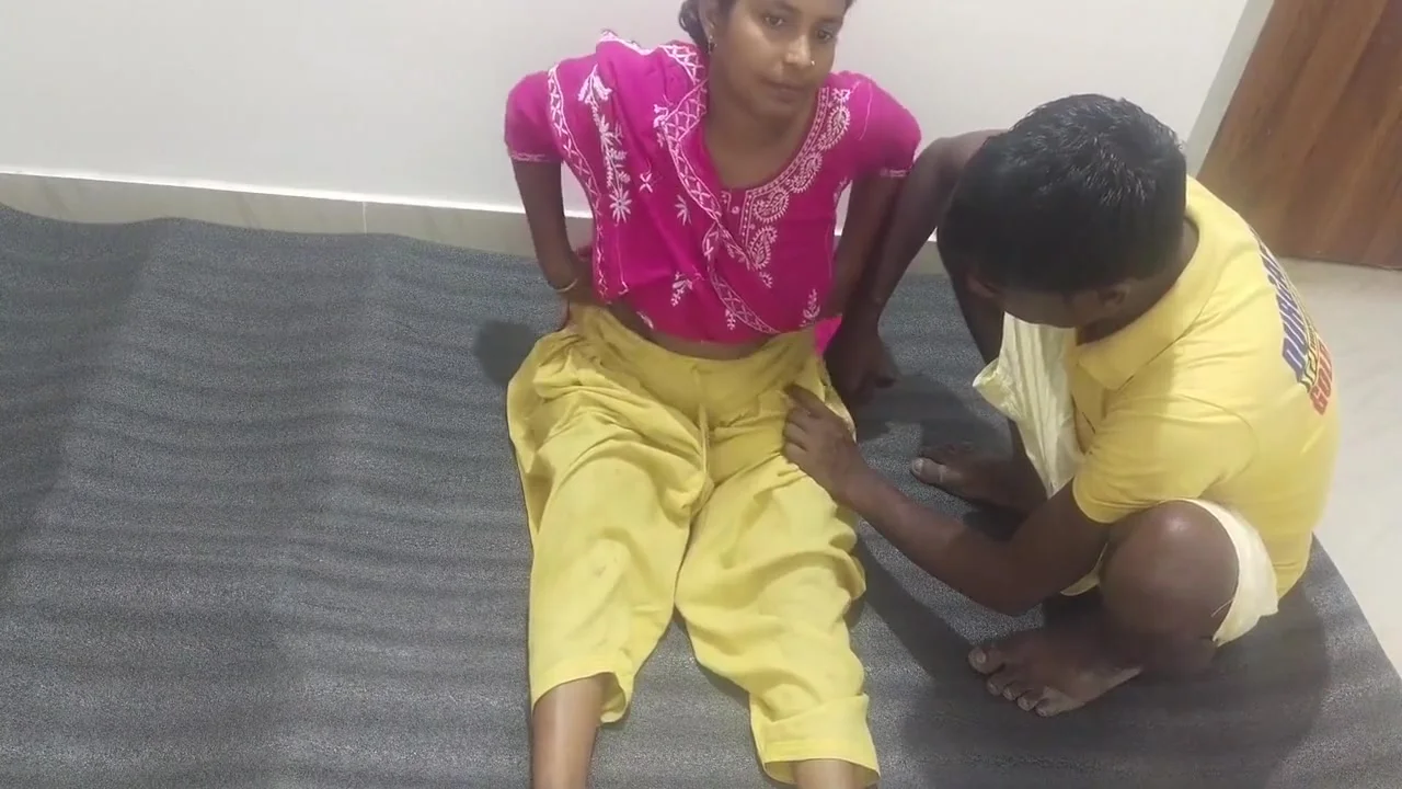 Hindi Sex And Devar Bhabhi - Hot Bhabhi New Desi