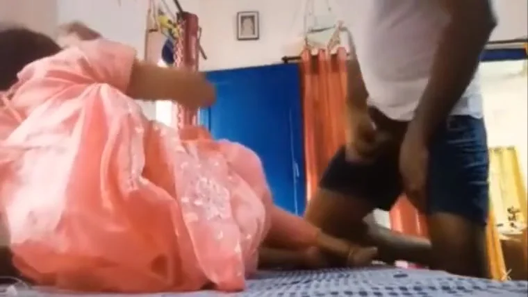 Desi Couple Romantic Fuck Homemade Video