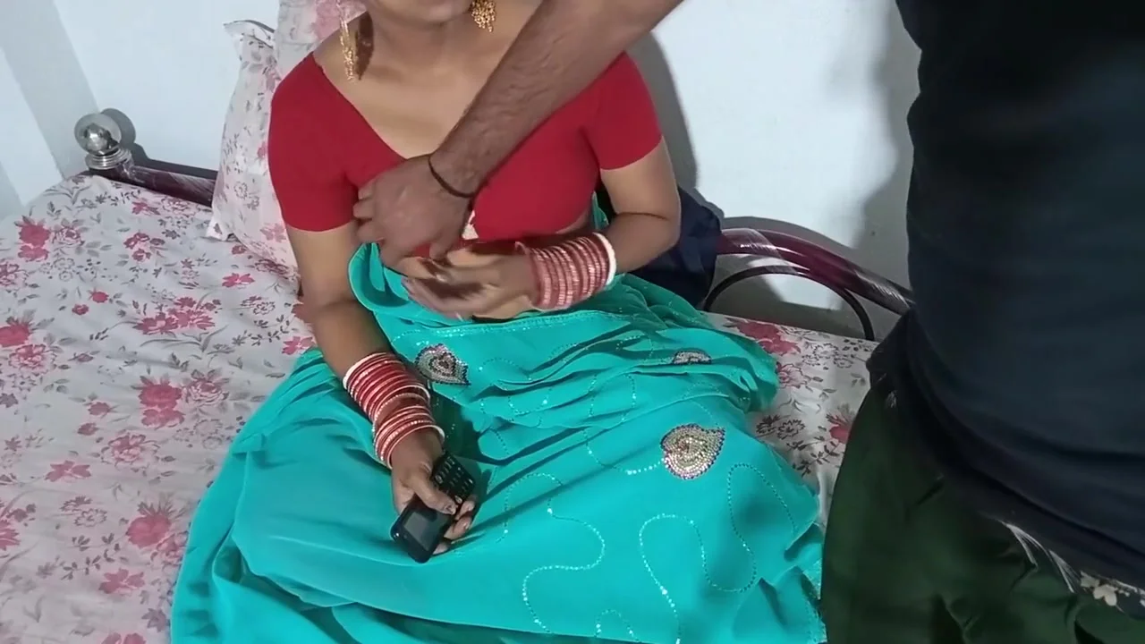 Bengali Boudi In Roshani Bhabhi Pay House Rent With Give Her Pussy To Landlord Fuck