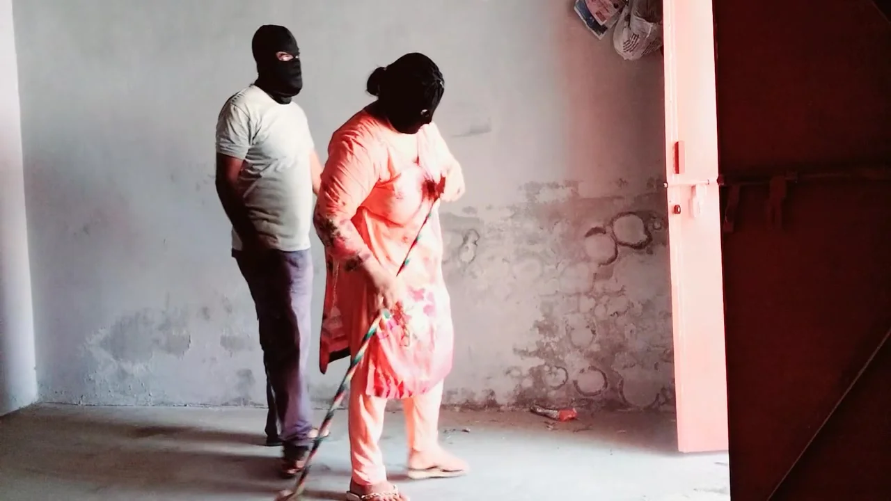 Apni Kam Wali Anti Ko Choda Bry Boobs Wali Nukrani