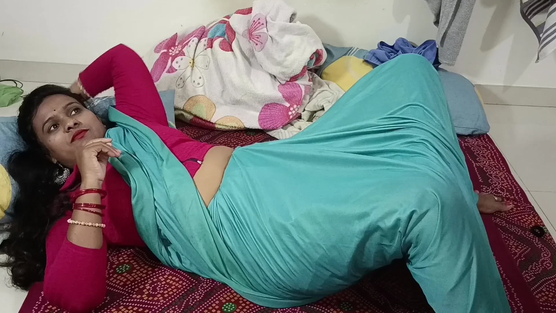 Horny Indian Wife Hardcore Sex In Traditional Outfits