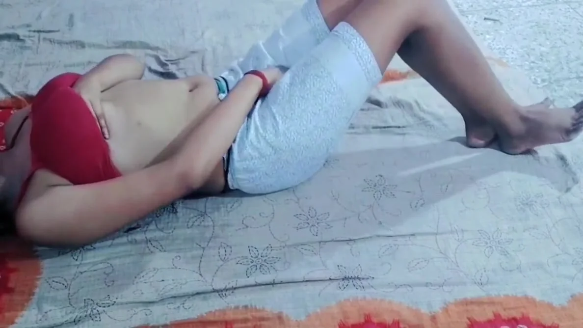 Stepsister Ne Bhai Ke Sath Chudai Karke Apni Pani Nikali