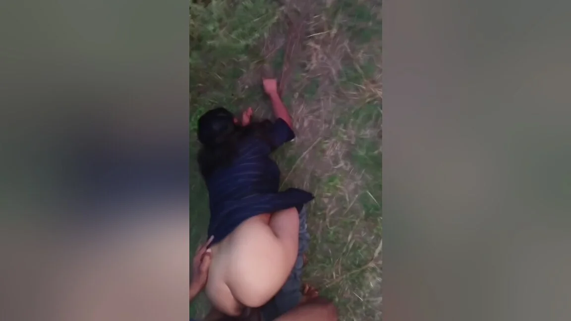 Indian College Girl Making Love With Her Bf Outdoor Fuck Hindi Audio , Collage Couples Hd