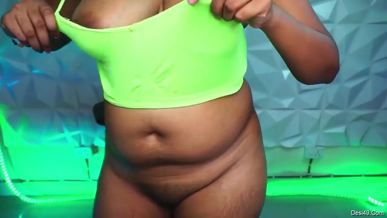 Today Exclusive- Sexy Desi Girl Hot Cam Show