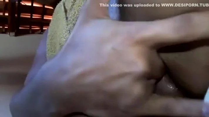 Horny Fingering Video With Sri Lankan