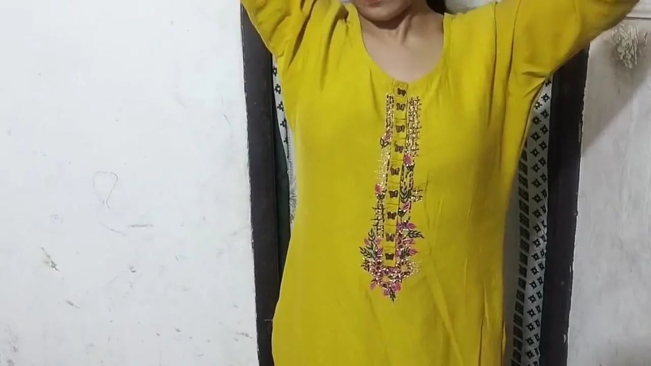 Bhabhi Ko Ghar Pe Bulaya Fir Uski Chut Mari