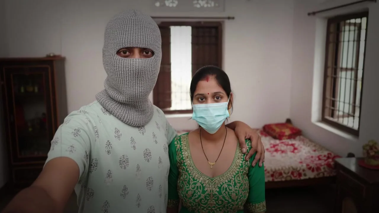 Indian Desi Hauswaif Soni Bhabhi Ki Chudayi Devar Ne Bhabhi Ko Ghodi Bana Ke Choda With Devar Bhabhi