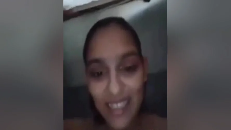 Cute Indian Girl Shows Boobs And Pussy 2