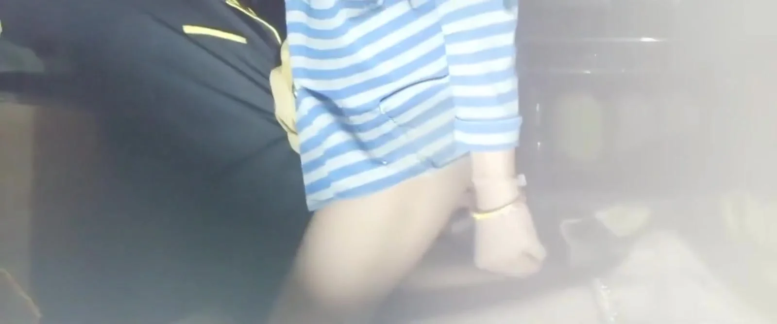 Koi Nhe He Jaldi Se Land Andar Dal Do Akele Me Bhabhi Ko Khus Kr Diya Land Deke