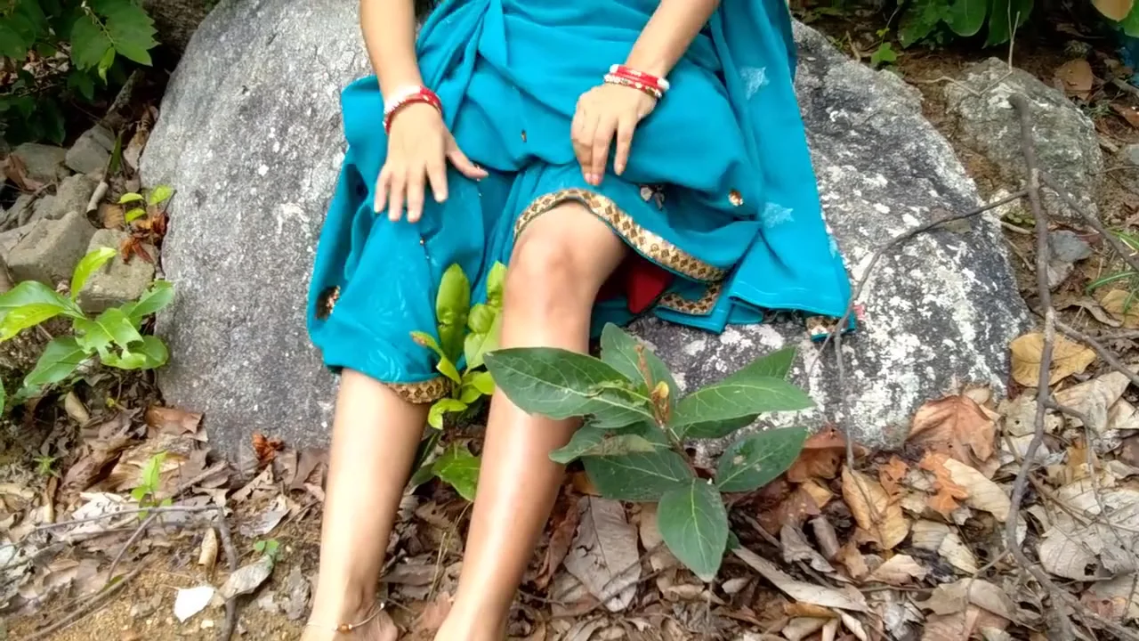 Indian Desi Girlfriend In Open Field Village Outdoor Sex In Forest On Rock