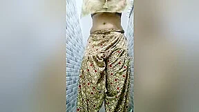 Today Exclusive -hot Indian Girl Shows Her Boobs And Pussy 4
