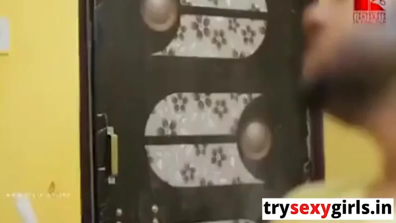 Bhabhi Ne Pakda Lund Hilate Huye Devar Ko With Devar Bhabhi