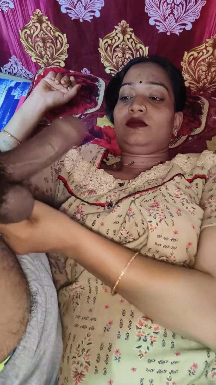 Desi Indian Girl And Stepsister First Time My Married Fuck Indian Porn Videos