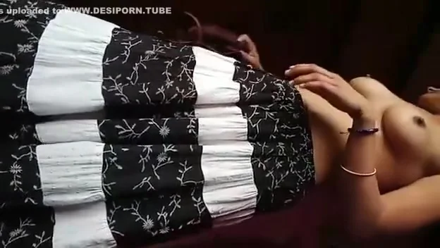 Cute Punjabi Girl Showing Boobs Pussy