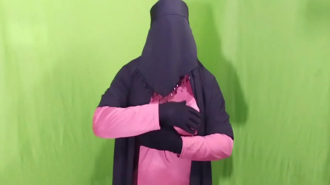 Stepson Spends The Night With Beautiful Stepmother