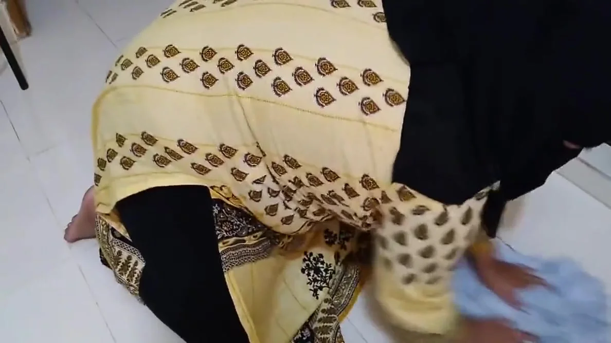 Desi Hot Big Ass Bbw Maid Gets Rough Anal Fucked By Office Boss