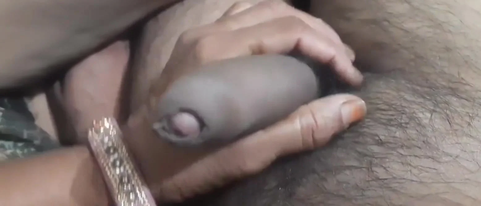 Stepfather-in-law Enjoyed His Elder Stepdaughter-in-laws Fat Ass By Holding Her Big Hips, Very Fat Ass, Stepdaughter-in-law Was Thirsty, Thick Ass