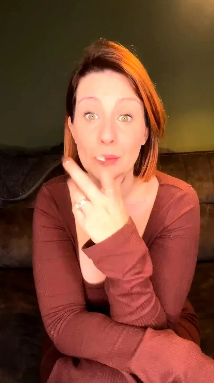 Pretty redhead webcam masturbation show