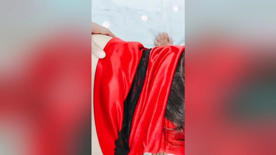 Paki Bhabhi Shows Her Big Boobs And Fucked 2