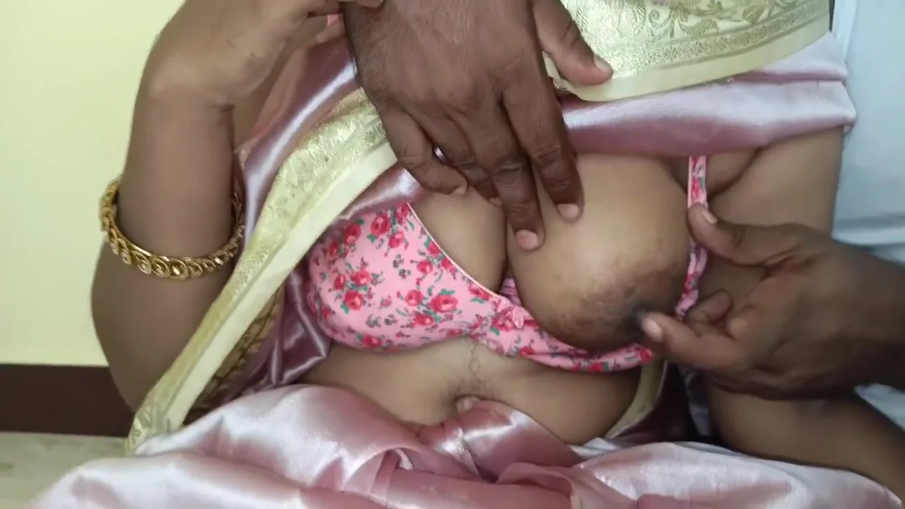 Tamil Married Housewife
