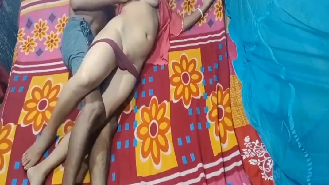 Beautiful Bhabi Fucked By Naughty Teen 18+ Boy