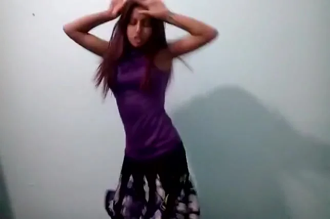 Sexy Cute Naked Dance And Fingering Video Of Desi Girl