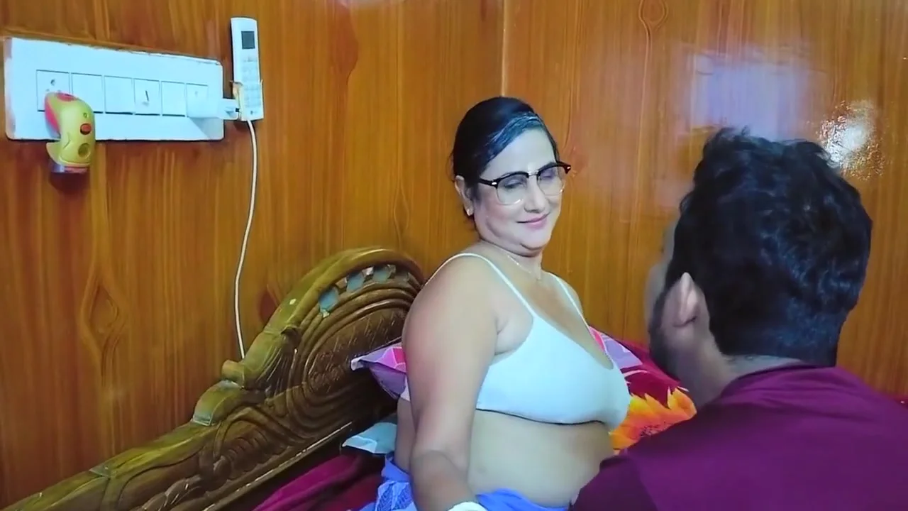 Horny Fucking Grand With Grand Desi Chodachudi When Grany Alone At Home