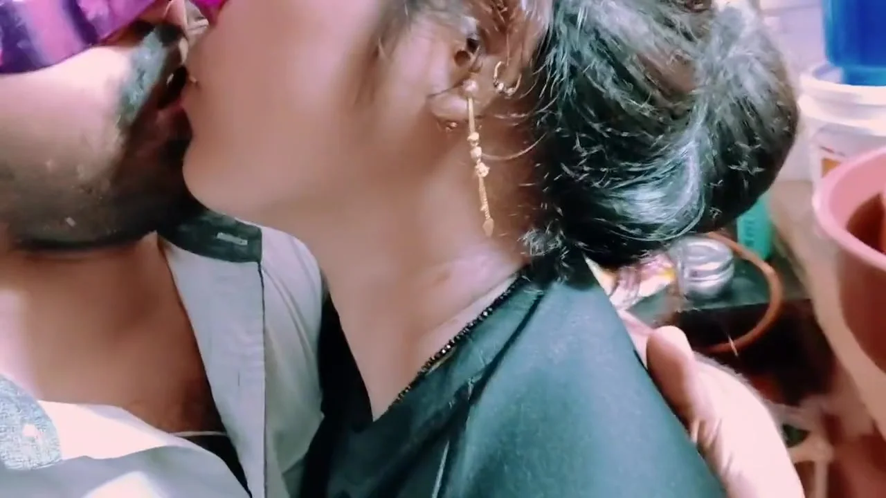 Indian Girl Drank Coconut Water And Had Sex With Her Boyfriend